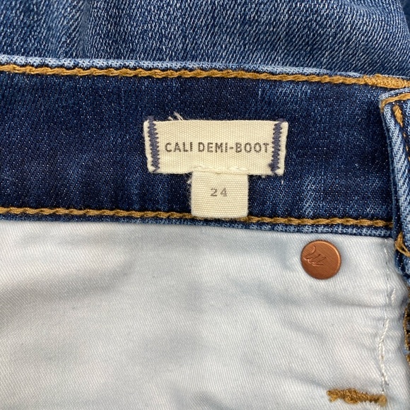 Madewell Cali Demi-Boot Jeans in Danny Wash: TENCEL™ Denim Edition size 24 - Picture 4 of 7